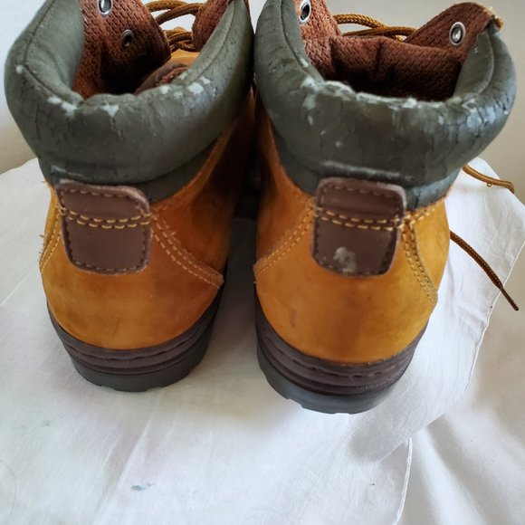 Woman's Timberland sz 8~SALE - Picture 6 of 6